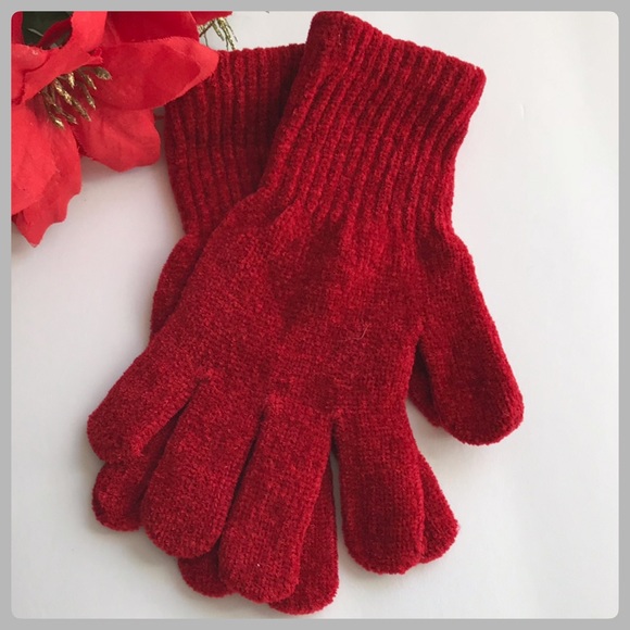 NWT Thick Cranberry Red Chenille Gloves - Picture 2 of 4